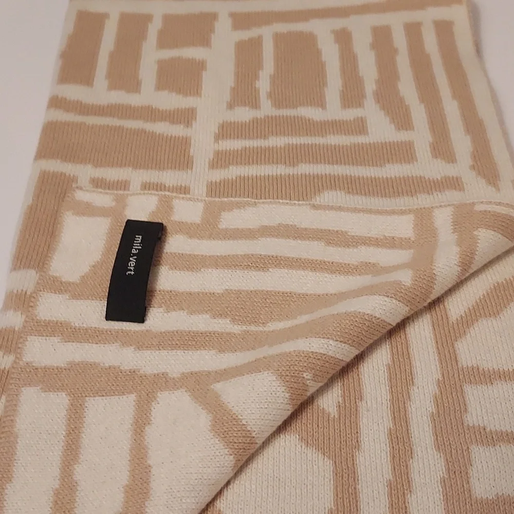 Mila.Vert Long Scarf Wrap Cotton beige Tan White Geometric Print Double Sided